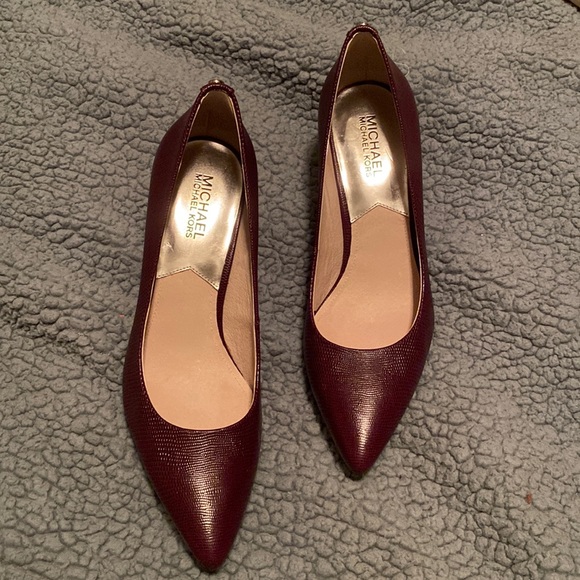 MICHAEL Michael Kors Shoes - MK purple pumps Embossed leather